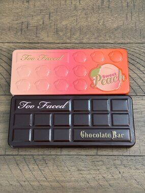Too Faced Chocolate Bar & Sweet Peach Eyeshadow Palette Set Never Used